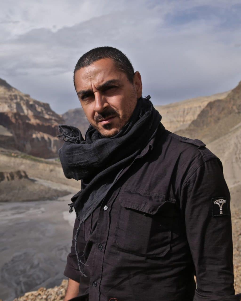 Arman Alizad on palkittu tuottaja, toimittaja ja puhuja.